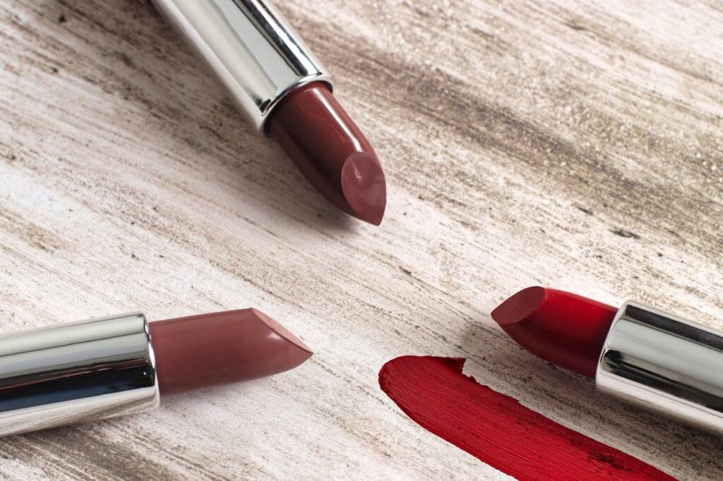 Super Lustrous satin nude lipstick