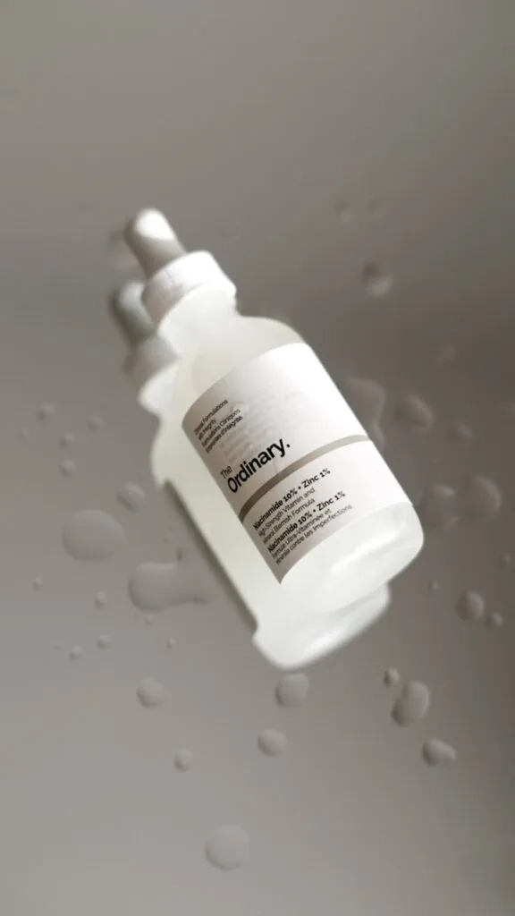 The Ordinary Niacinamide 10% + Zinc 1% serum bottle for brightening skin and reducing blemishes and oiliness.
